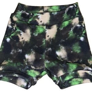 Camo boy shorties